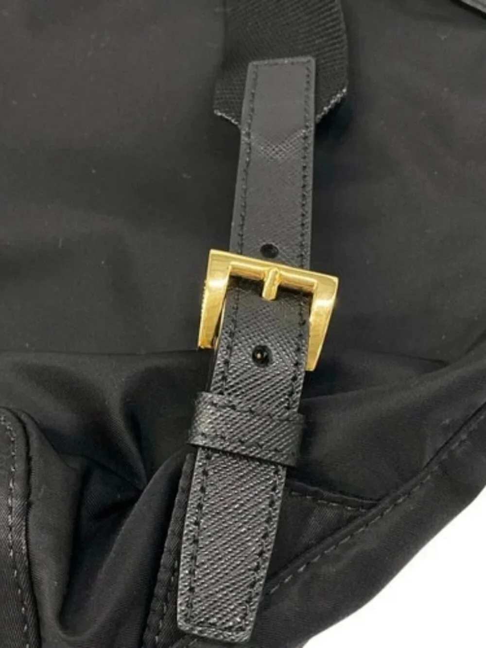 Prada actual colors